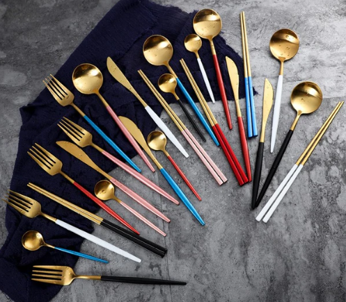 24-delige Luxe Bestekset Goud en Zilver voor Elegante Tafels 6