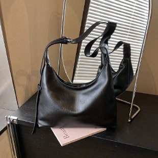 Dames Hobo Tas Minimalistisch Met Ruim Interieur en Verstelbare Schouderriem 9