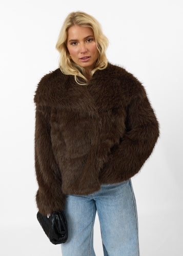 Dames Jack Chic Faux Bontstijl voor Koudere Dagen 10