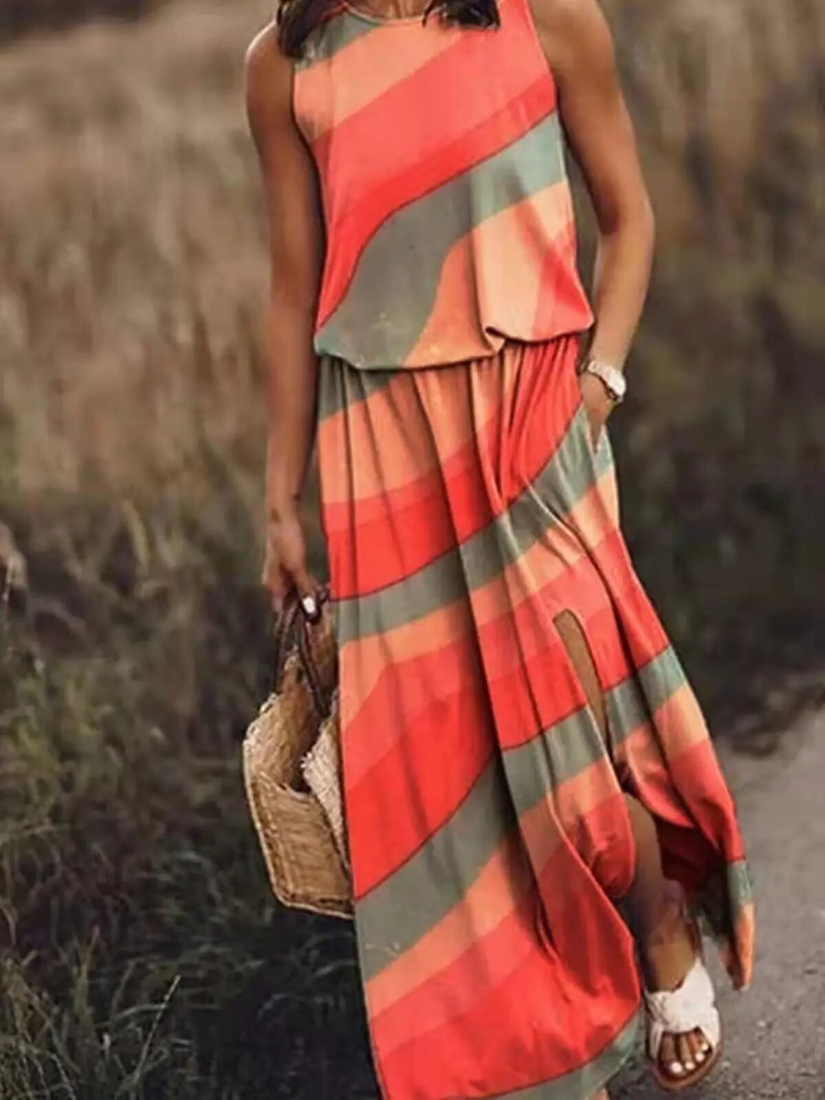 Dames Maxi-jurk met Unieke Snit 6