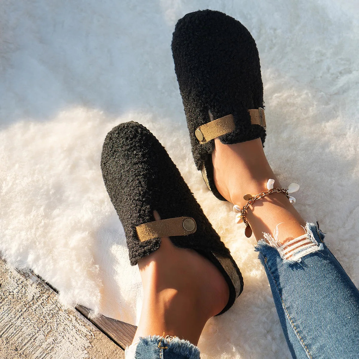 Dames Slippers Slip-On Met Gesp Detail Voor Comfortabel Gebruik 1