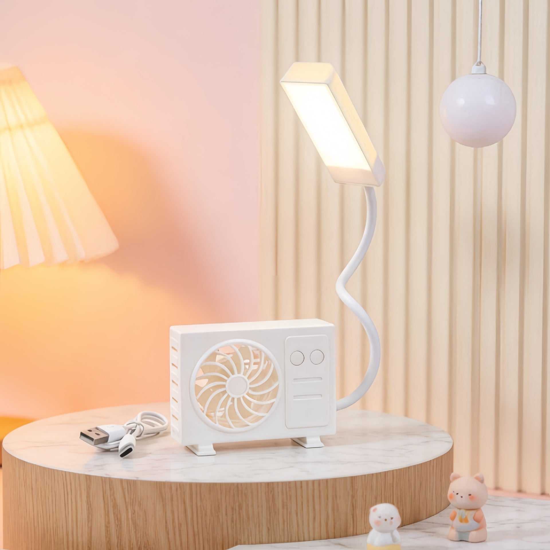 Dames Tafellamp met Verstelbare Arm en USB-Ventilator Modern Design 5
