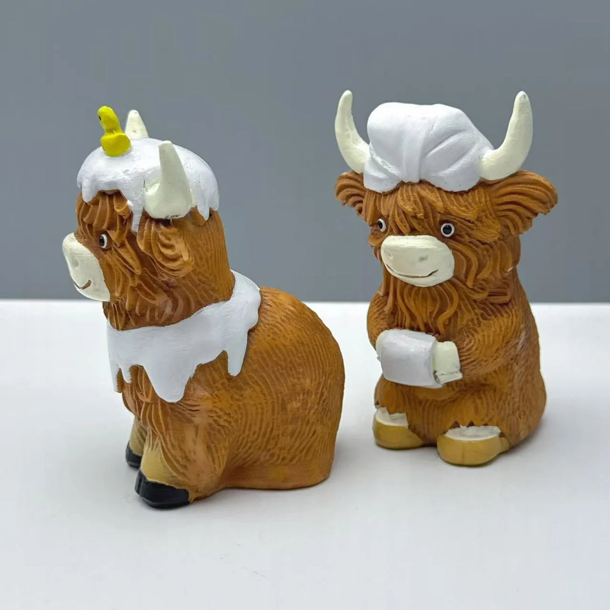 Decoratief Schotse Hooglandrundveefiguur Speels Design 2