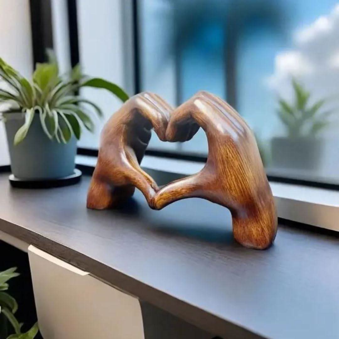 Decoratieve Houten Figuur Handgemaakt voor Warmte en Karakter in Huis 0