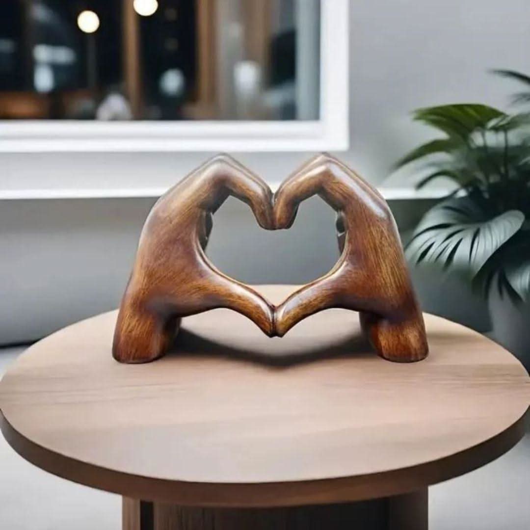 Decoratieve Houten Figuur Handgemaakt voor Warmte en Karakter in Huis 1