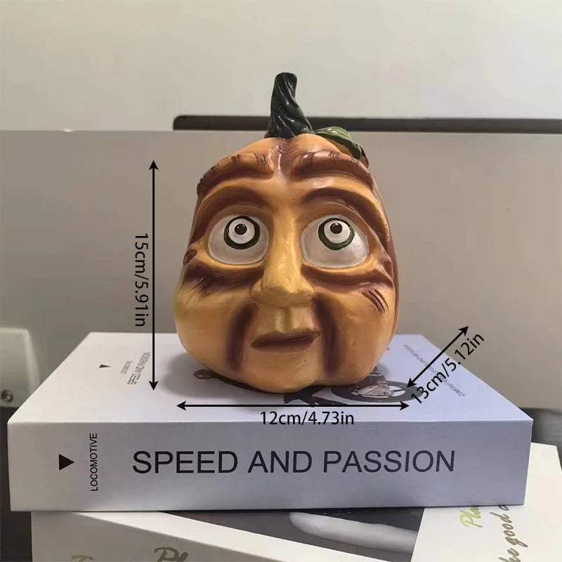Decoratieve Pompoenfiguur met Humoristisch Ontwerp 9