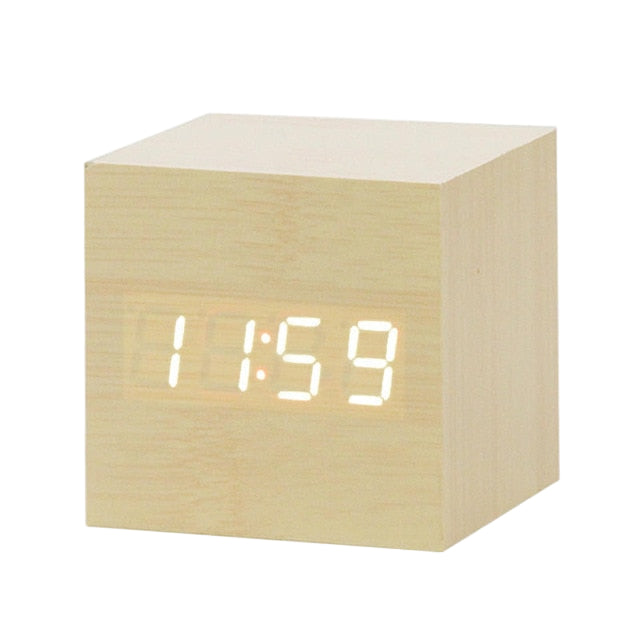 Digitale LED Wekker met Spraakbesturing en Modern Design 0