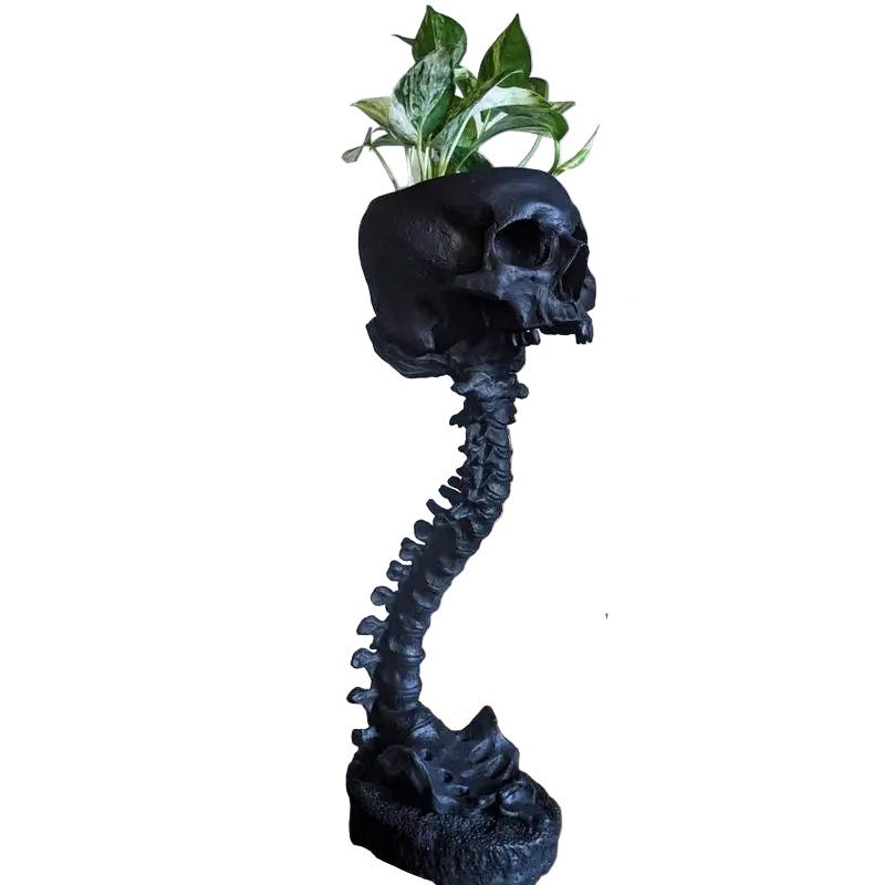 Gothic Planter met Schedel en Ruggengraat 2