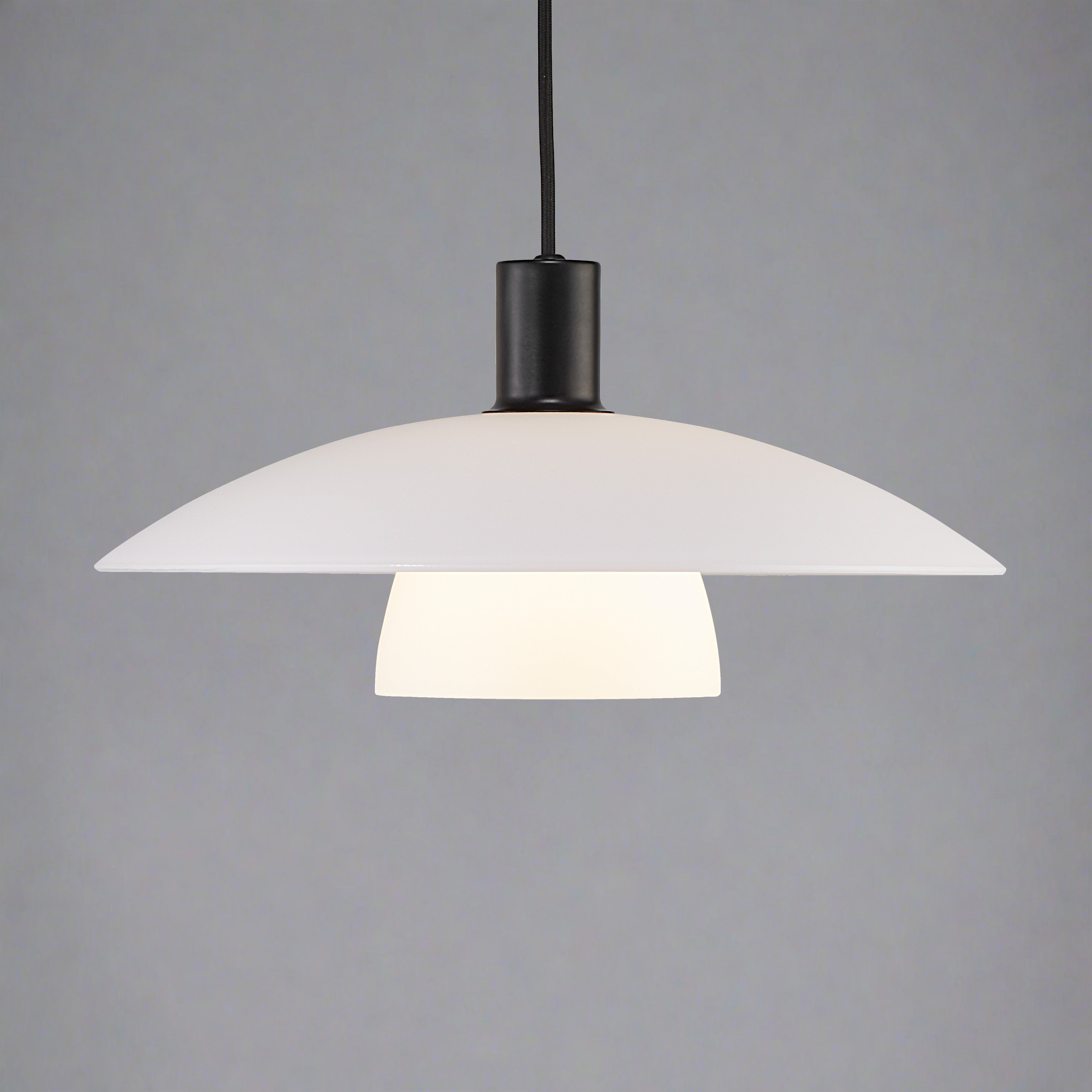 Hanglamp Eettafel Scandinavisch Design met Opaalwitte Glaskappen voor Woonkamer en Eetkamer 3
