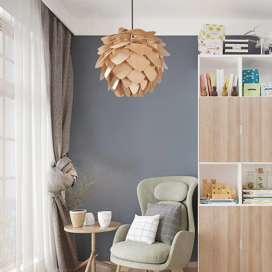 Houten Hanglamp met Dennenappel Design 4
