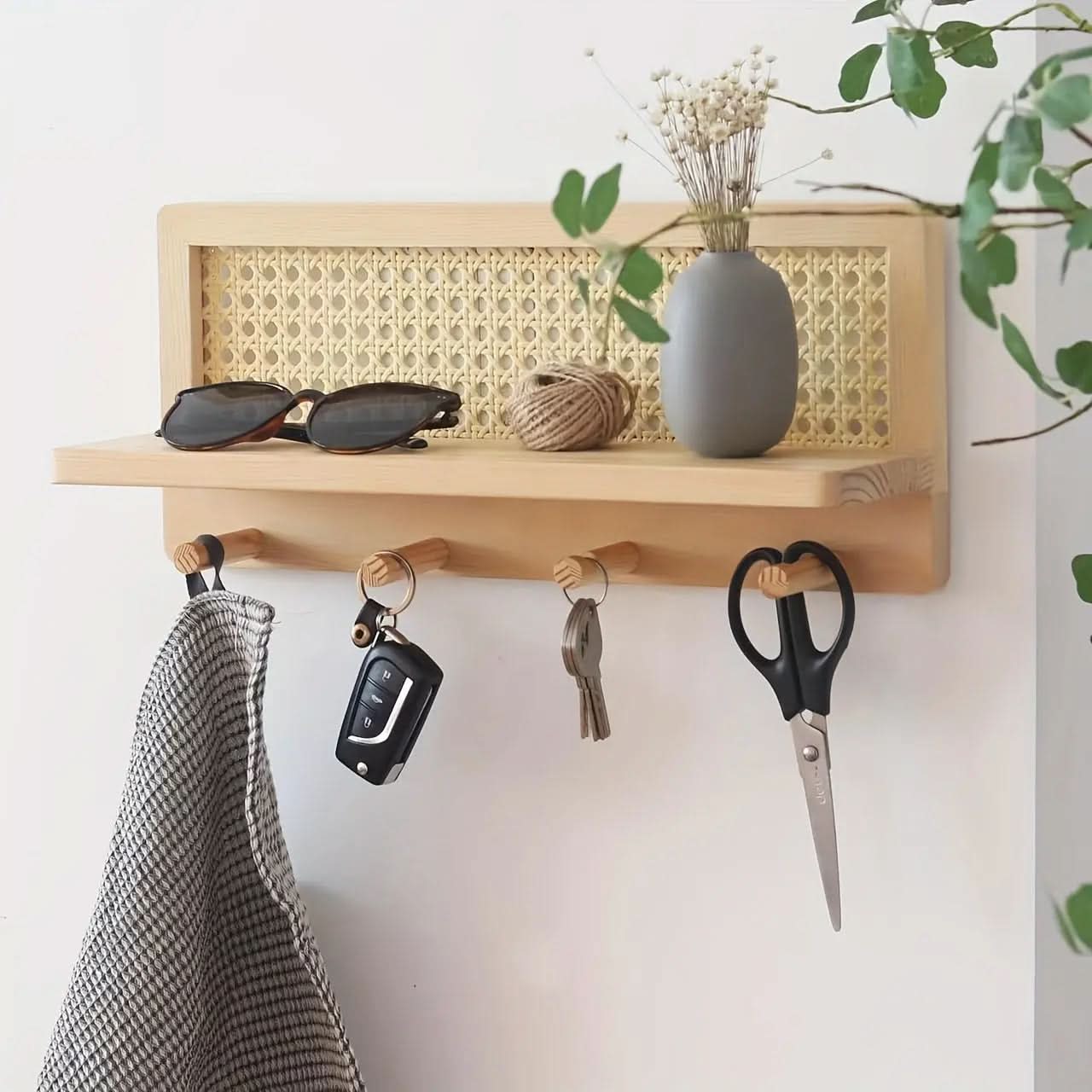 Houten Wandplank met 4 Haken voor Decoratie en Organisatie 0