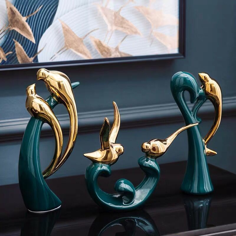 Keramische Decoratie Tortelduifjes met Gouden Accenten 1