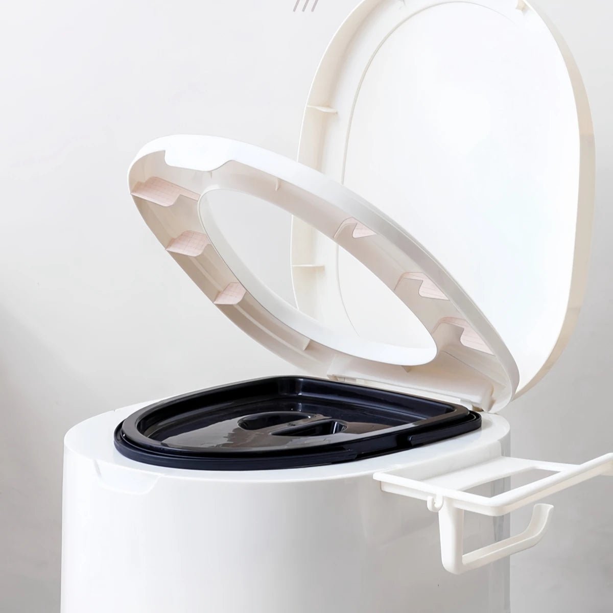Mobiel Noodtoilet met Papierhouder en Geurbescherming 3