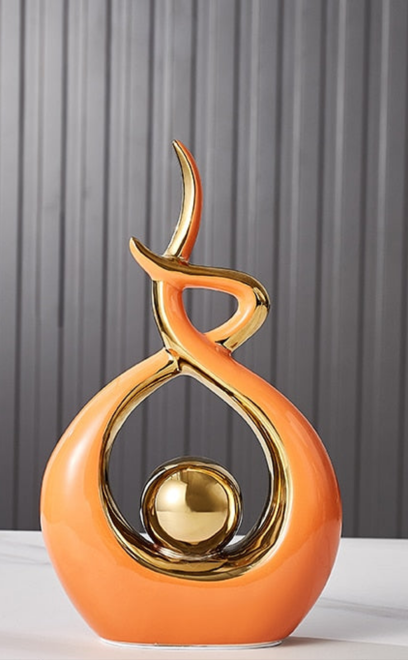 Moderne Abstracte Keramische Sculptuur met Gouden Accenten 15