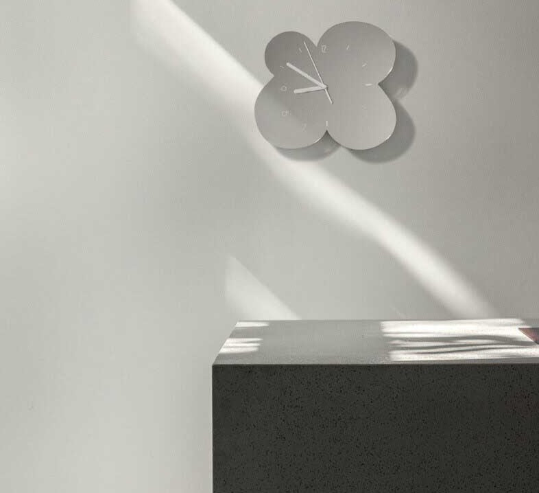 Moderne Wandklok Bloemvormig Met Spiegelafwerking Voor Woonkamer 2