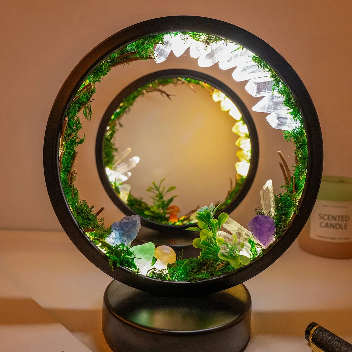 Nachtlampje met Cirkelvormig Frame en Kristallen 1