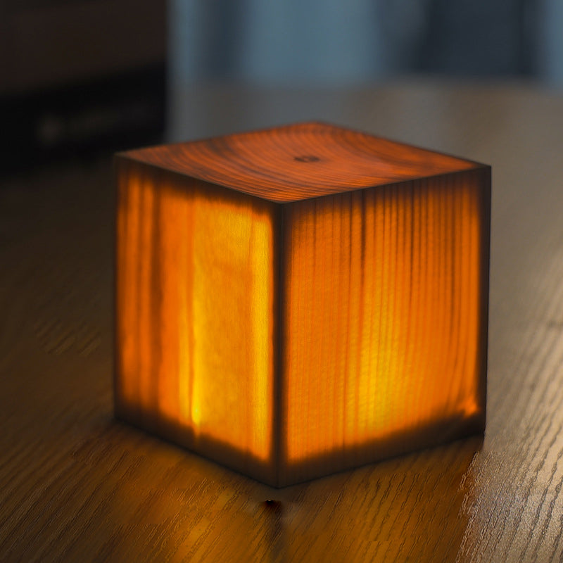 Oplaadbare Draadloze Tafellamp met Touchbediening en Houten Ontwerp 10