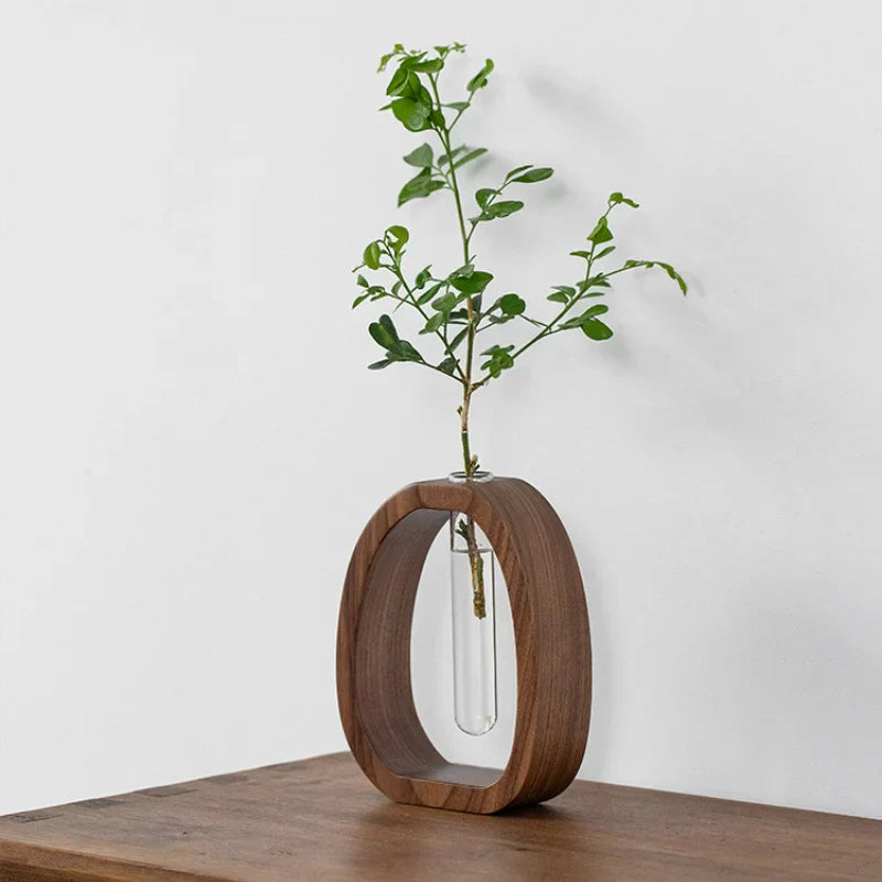 Ovale Vaas Minimalistisch Met Houten Frame 1