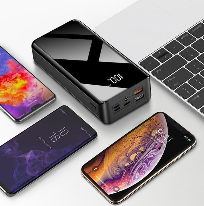 Powerbank 30000 mAh Met Digitale LCD-Uitlezing 3