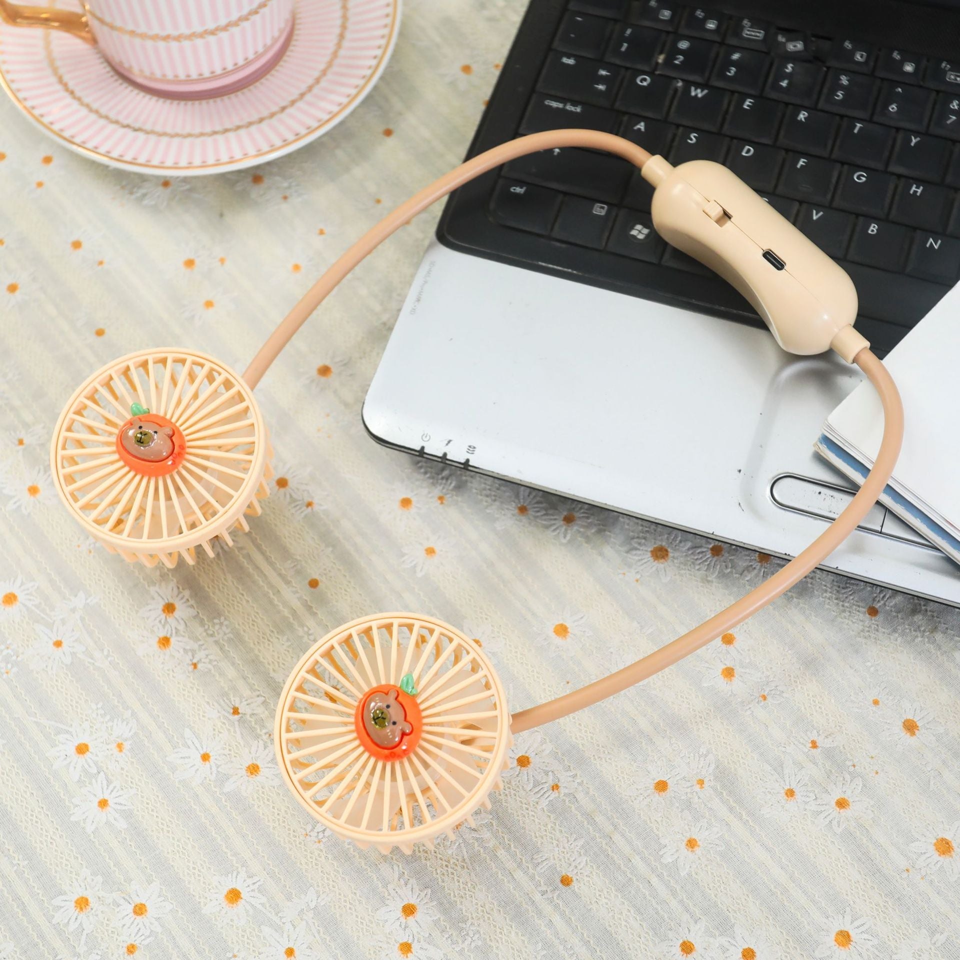 Unisex Draagbare Nekventilator Flexibel Ontwerp voor Koeling en Comfort 0