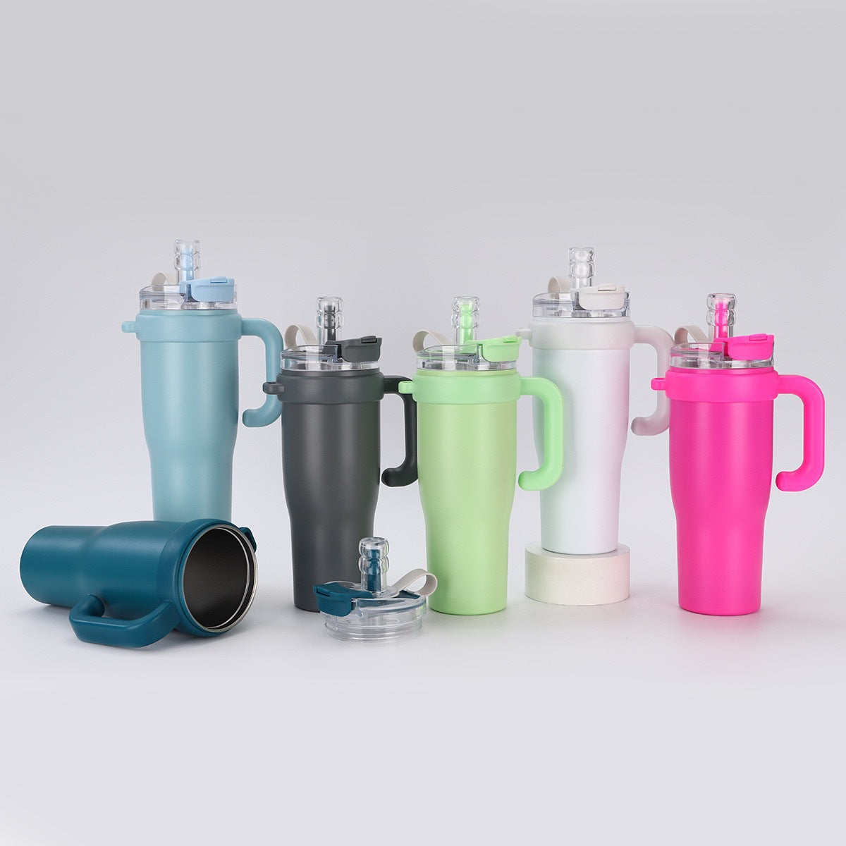 Unisex Drinkbeker Geïsoleerd Modern Design 1