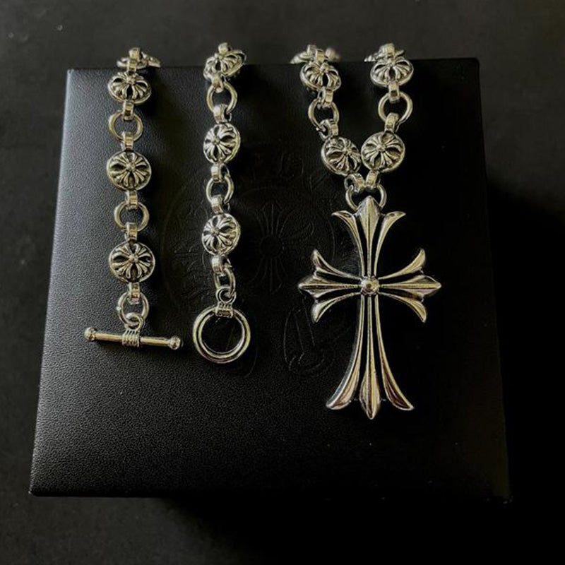 Unisex Ketting met Gotische Kruishanger 3