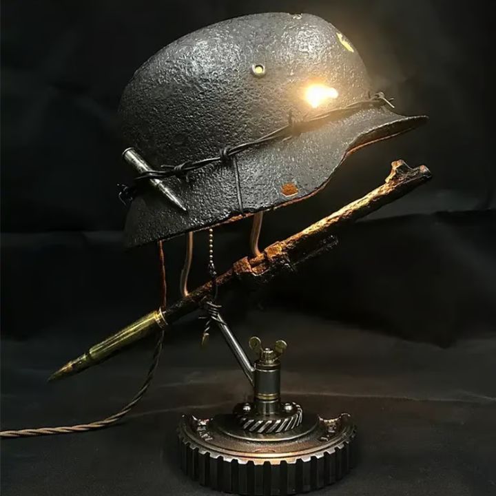 Vintage Tafellamp Helm Staal 1