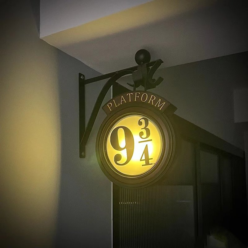 Wandlamp voor Harry Potter Fans - Platform 9 3/4 Design 0