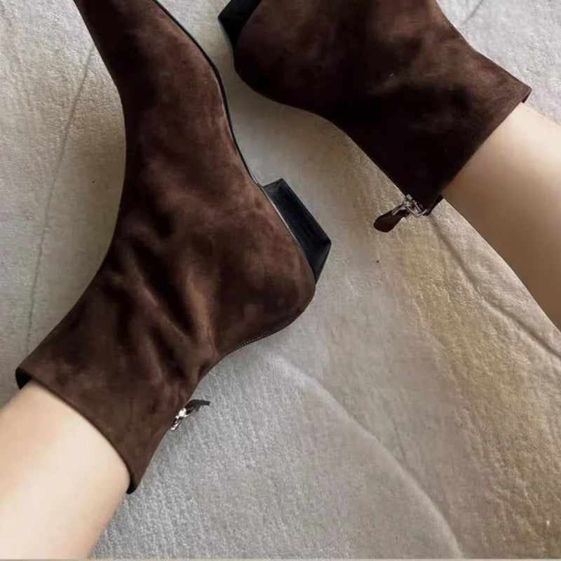 Suède enkellaarzen voor dames