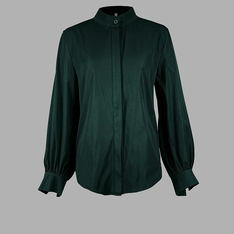 Damesblouse met knoopjes en pofmouwen