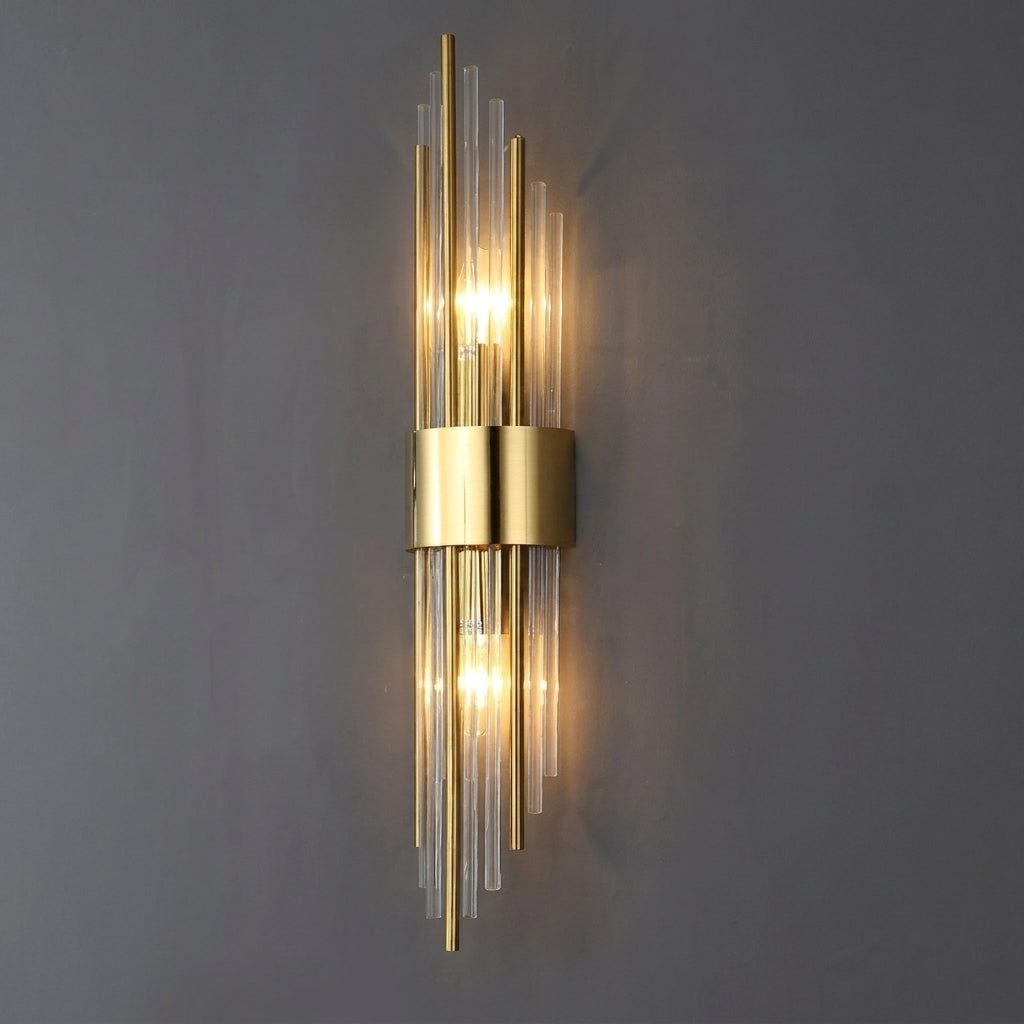 Wandlamp met Kristallen Accenten en Gouden Details