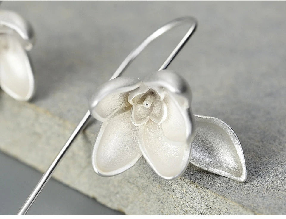 Magnolia Bloem Bengelen Oorbel