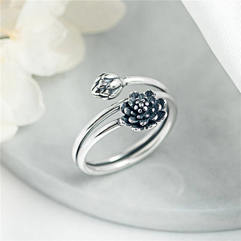 Lotus Ring
