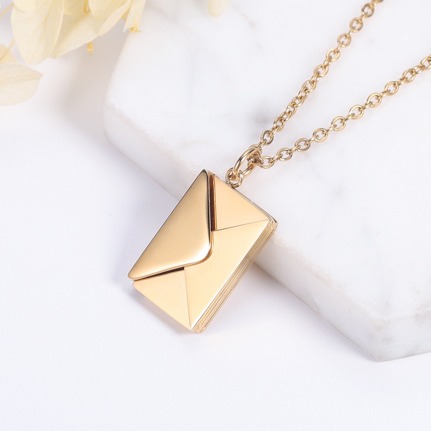 Envelop Locket Ketting