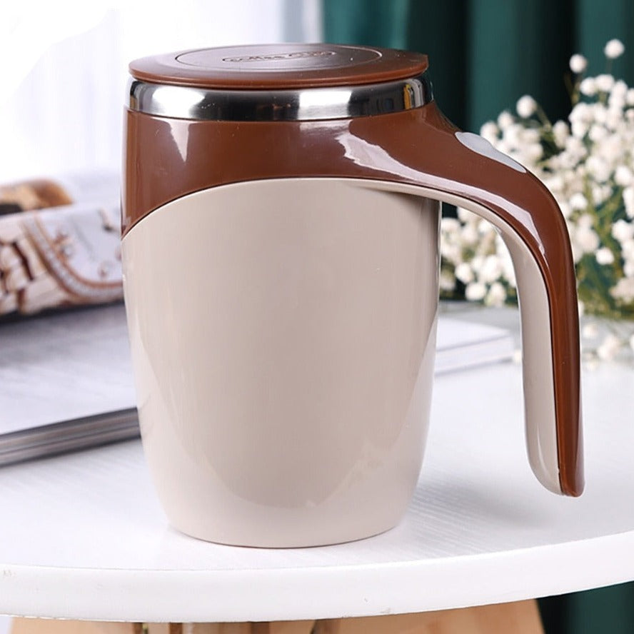 Zelf Roerende Koffiebeker