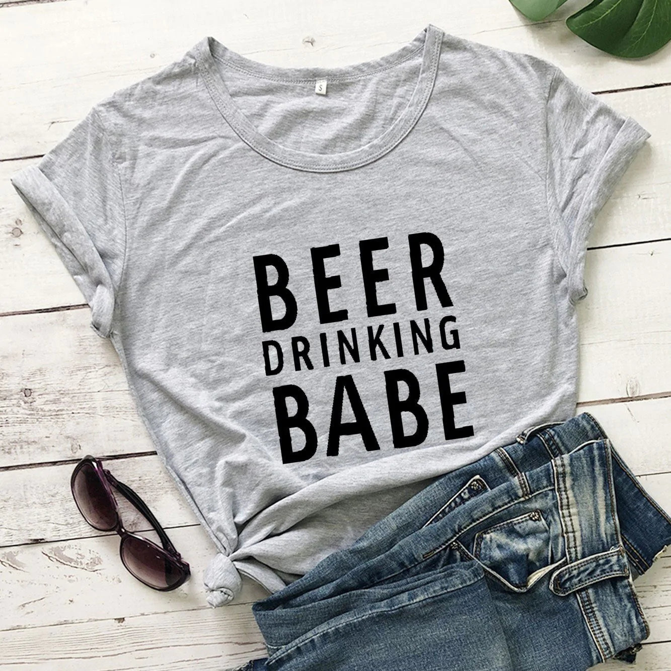 Bierdrinkende Babe T-shirt