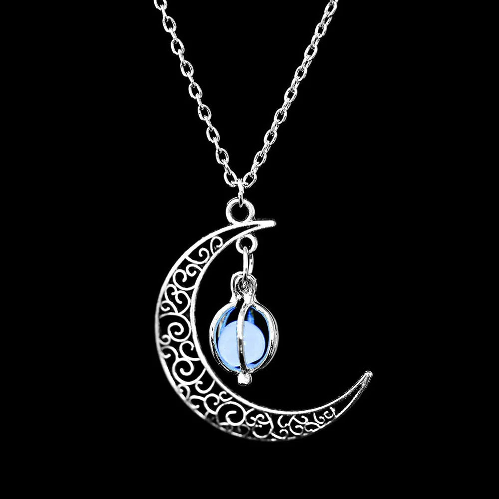 Crescent moon gloeiketting