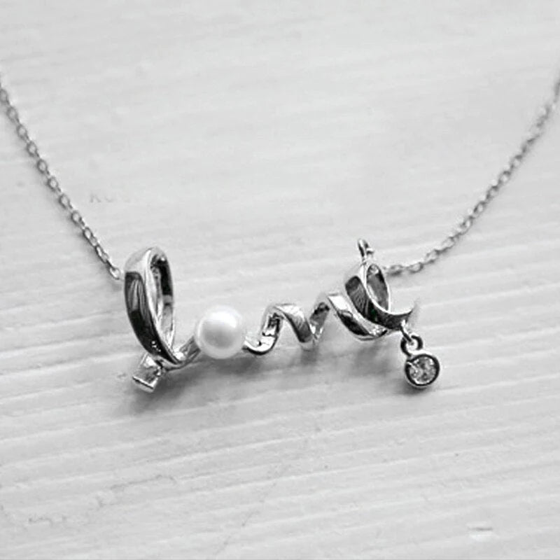 L.O.V.E. Parel Ketting