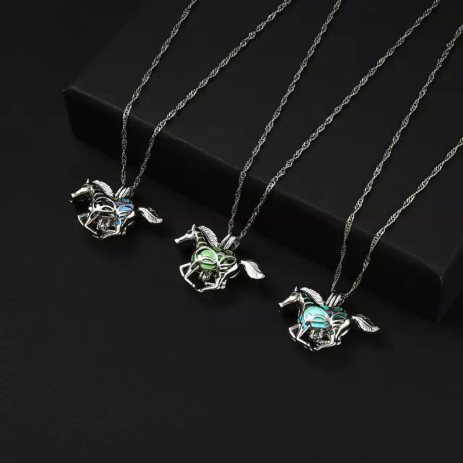 Glow in the Dark Horse Ketting