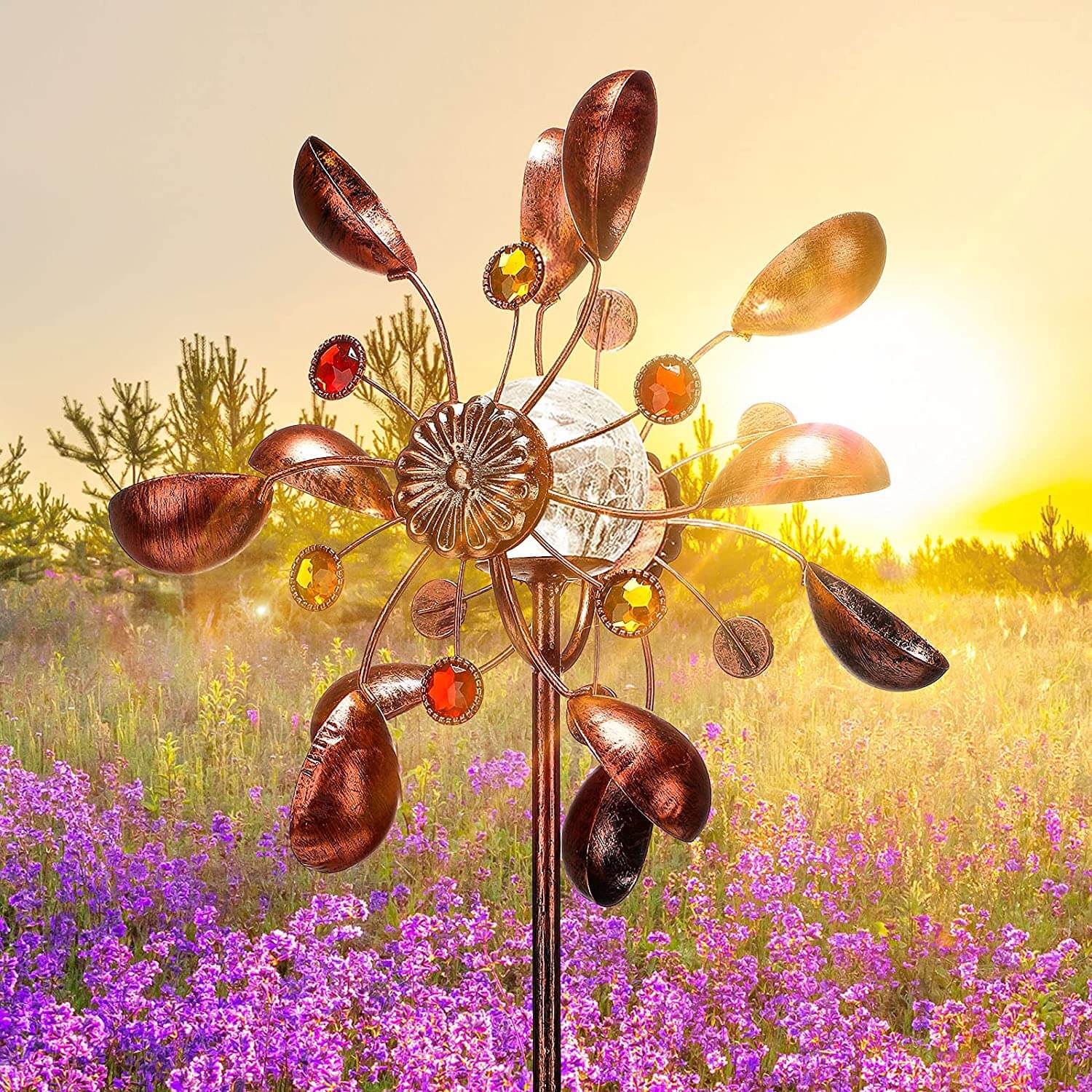 Zonne-energie aangedreven glazen bal windmolen