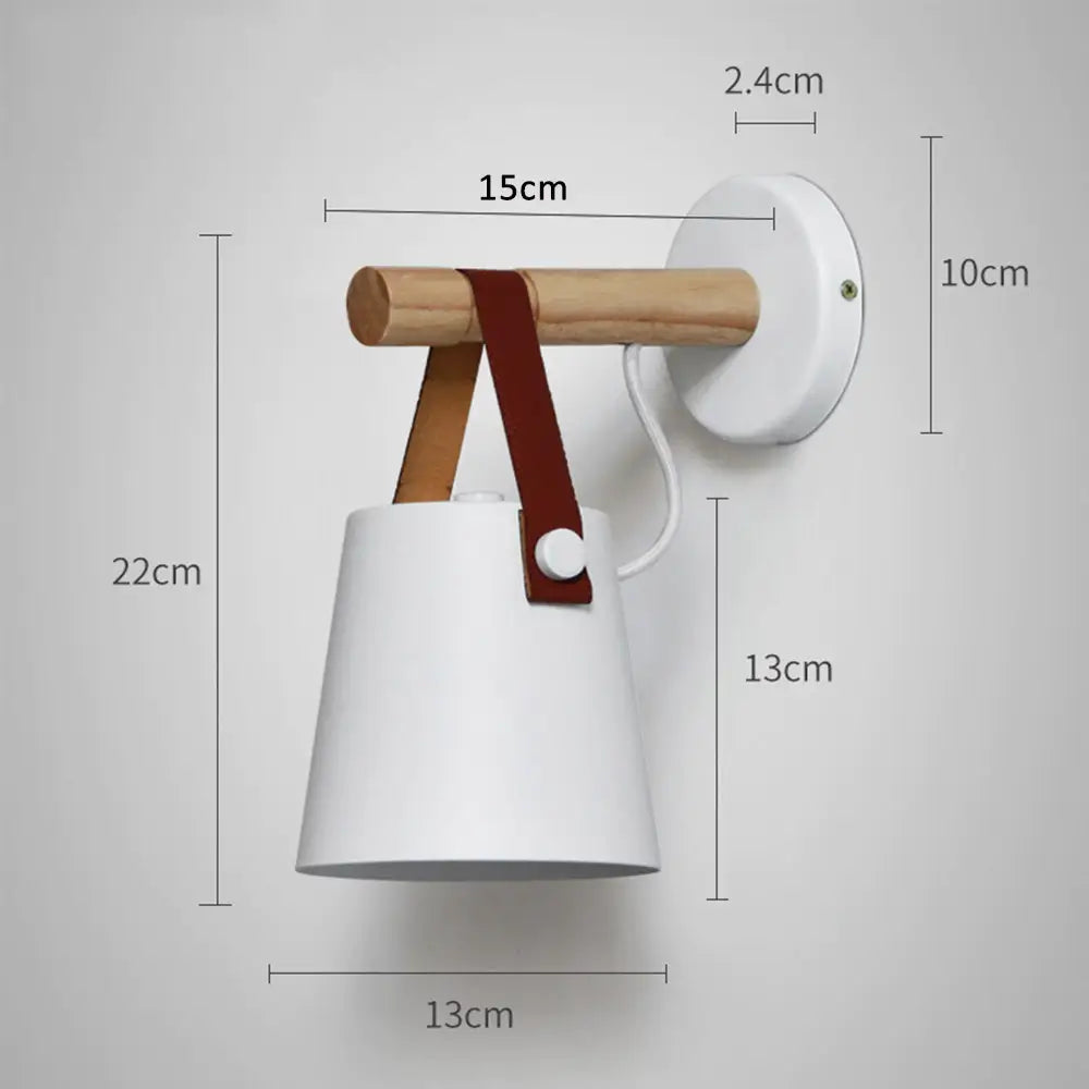 Noordse Houten Wandlamp