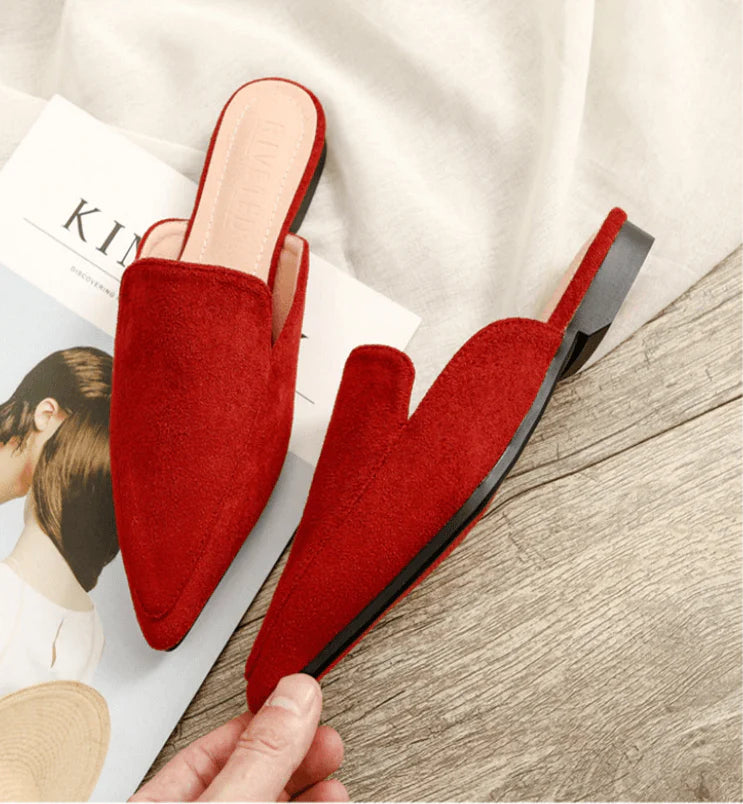 Vrouwentule van puntig suède