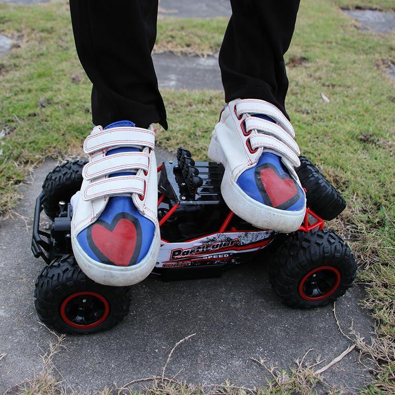 Afstands bestuurbare 4WD RC Auto Offroad Crawler Met Dubbele Motor 2