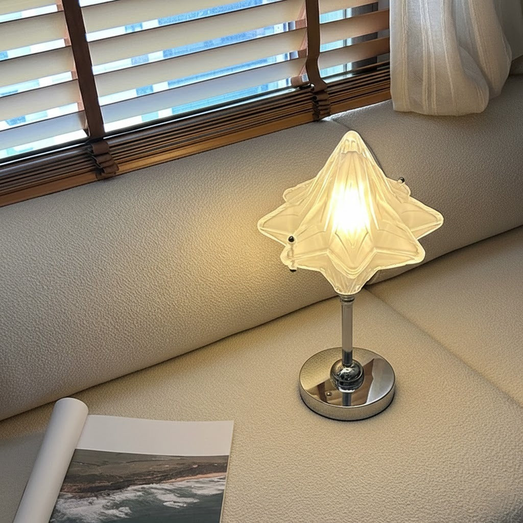 Bordlamp met Sculpturaal Sterrenontwerp 2