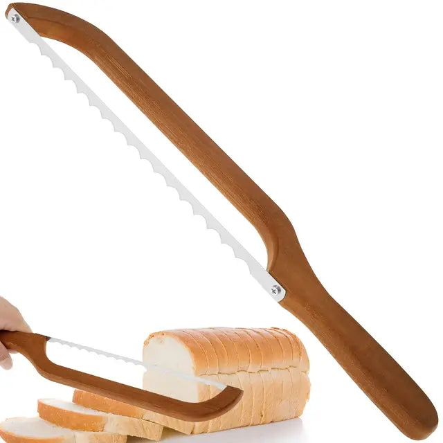 Broodmes Gekarteld met Houten Handvat 0