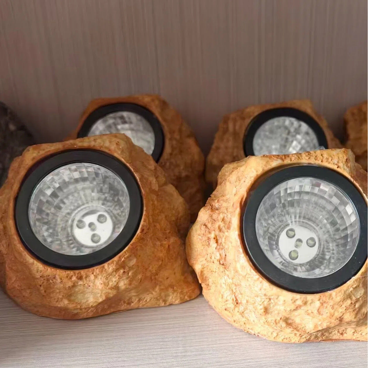 Buiten Tuinspot Zonne-energie Natuurlijke Stenen Look LED Verlichting 7