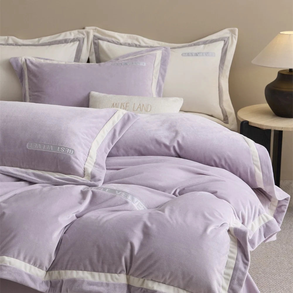 Dames Beddengoedset Fluweel met Contrasterende Bies 1