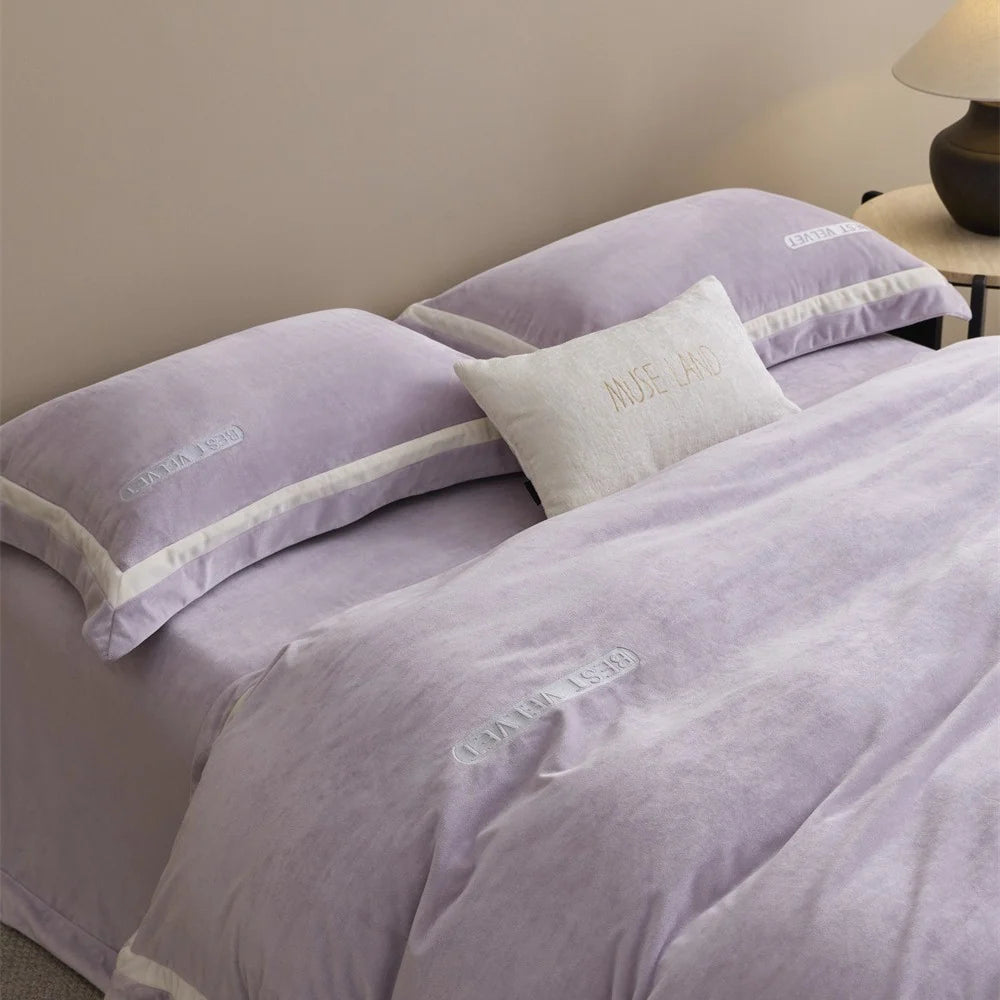 Dames Beddengoedset Fluweel met Contrasterende Bies 3