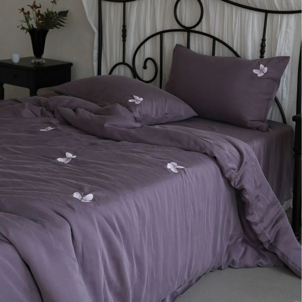 Dames Beddengoedset Met Geborduurde Aquarelbloemen 3