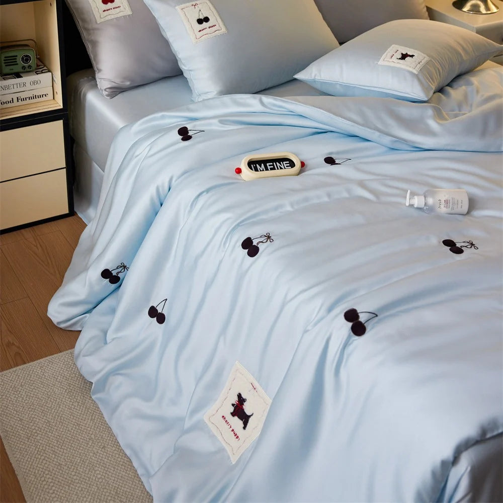 Dames Beddenset Met Kersenborduurwerk 3